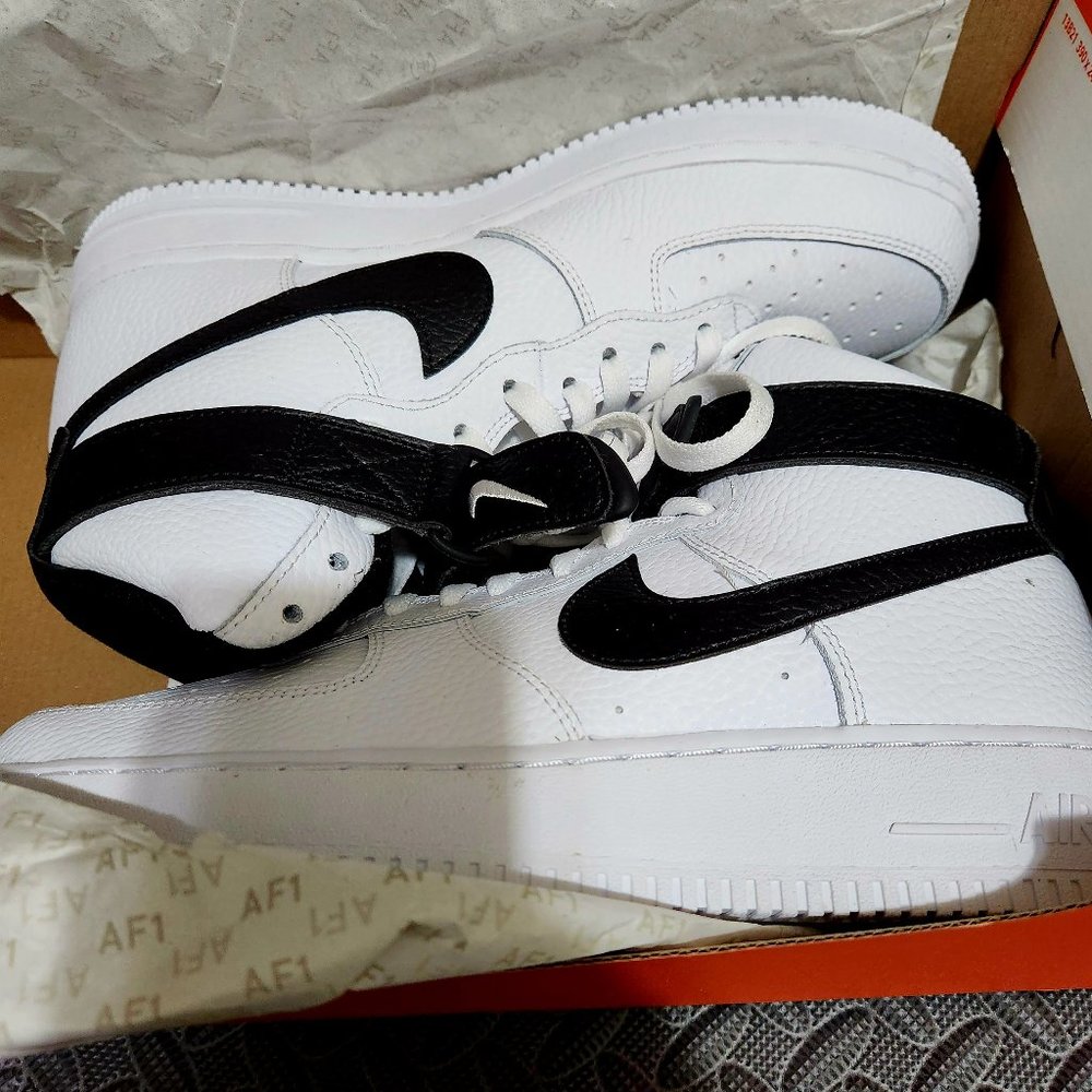Nike Men's Air Force 1 High '07